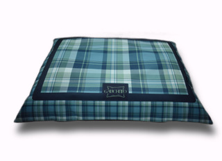 Pelech a la Vankúš Classy Plaid – Dizajnový pelech pre psa, ručne šitý SK